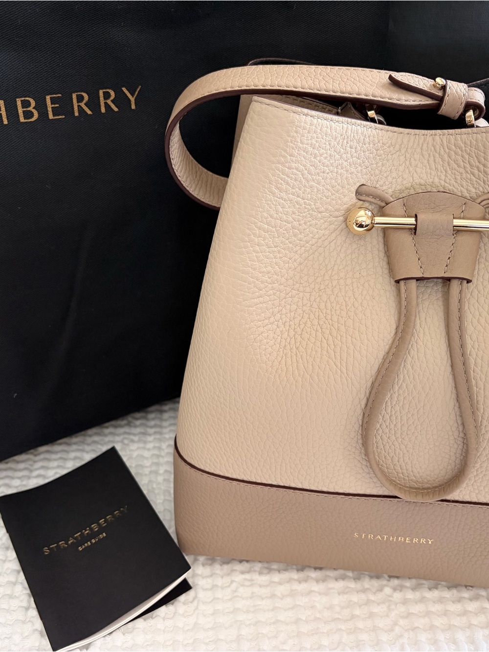 Strathberry Lana Osette Midi Grain Leather Bucket Bag + Bonus Card Wallet NWT